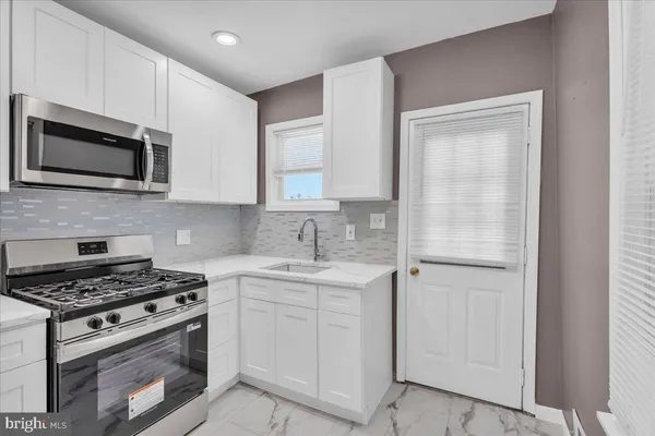 $192,500 | 255 Cedar Avenue, Woodlynne, NJ 08107