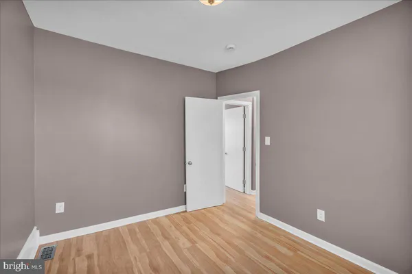 $192,500 | 255 Cedar Avenue, Woodlynne, NJ 08107