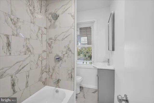 $195,000 | 255 Cedar Avenue, Woodlynne, NJ 08107