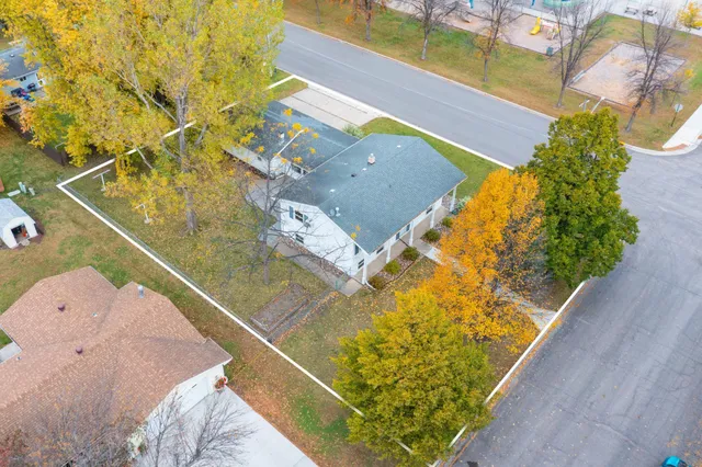 $315,000 | 429 14th Street North, Breckenridge, MN 56520