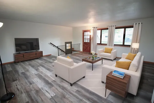 $299,900 | 429 14th Street North, Breckenridge, MN 56520