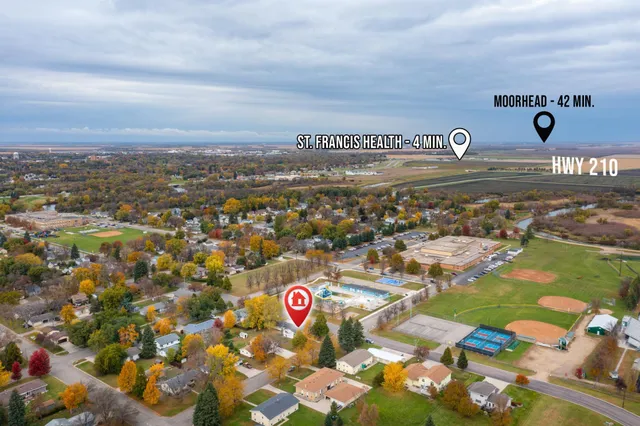 $315,000 | 429 14th Street North, Breckenridge, MN 56520