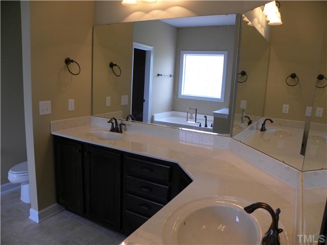 1023 Peele Road Clayton, NC 27520 - Photo 8 of 11 Gallery Image 8