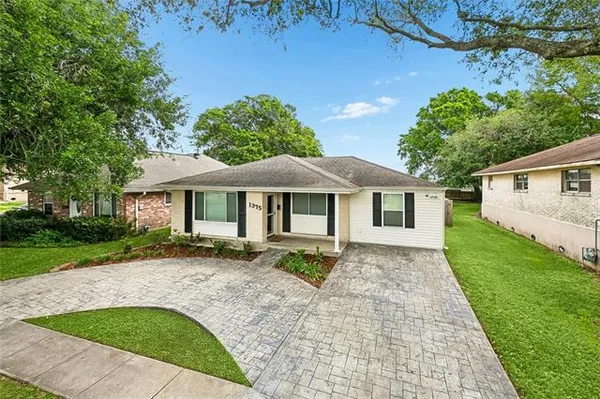 $435,000 | 1375 Choctaw Avenue, Metairie, LA 70005