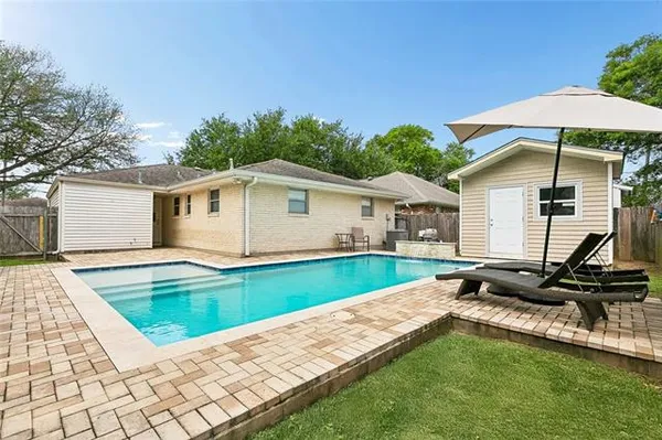 $435,000 | 1375 Choctaw Avenue, Metairie, LA 70005