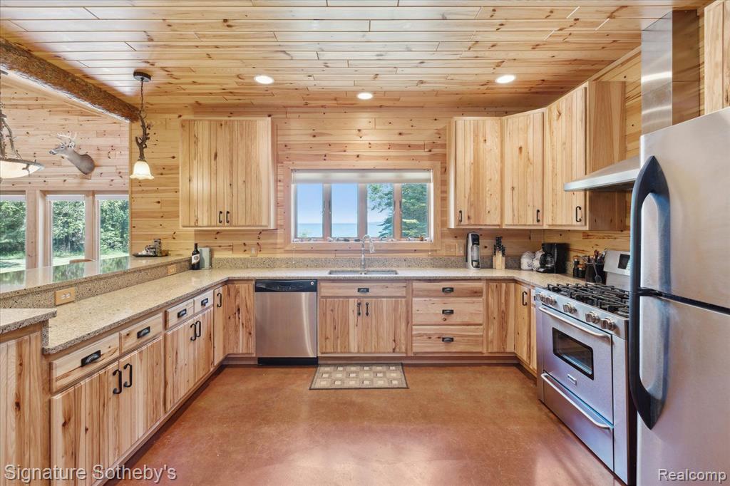 9842 Misery Bay Road Alpena, MI 49707 - Photo 8 of 87