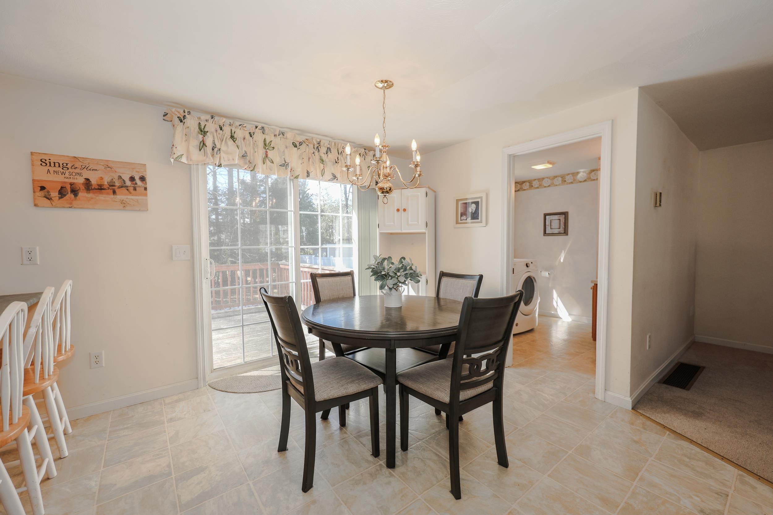 66 Sandy Brook Street Manchester, NH 03103 - Photo 12 of 49 Gallery Image 12