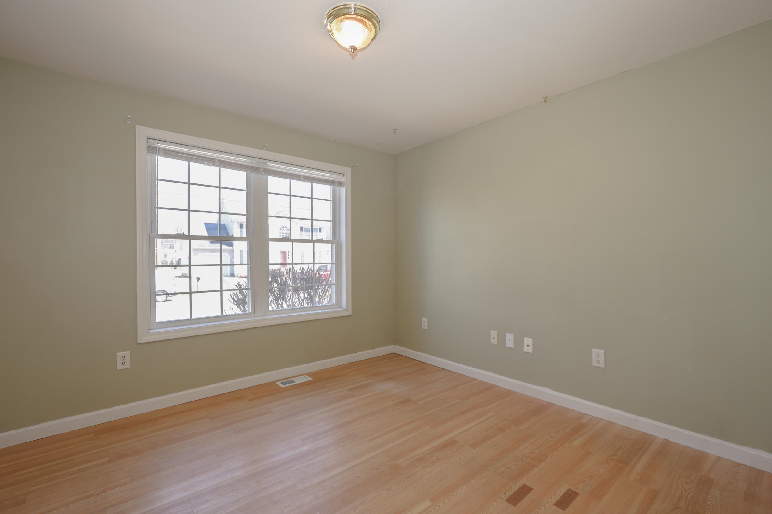 66 Sandy Brook Street Manchester, NH 03103 - Photo 19 of 49 Gallery Image 19