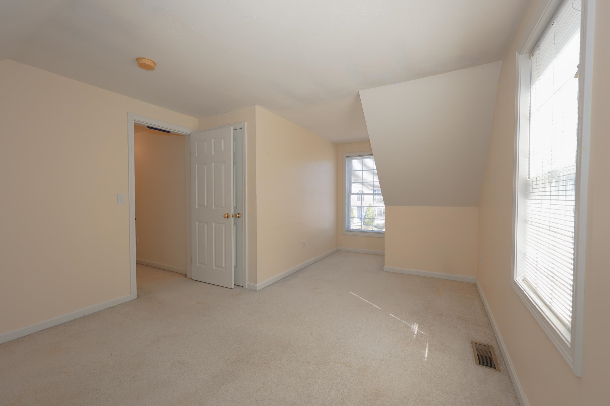 66 Sandy Brook Street Manchester, NH 03103 - Photo 34 of 49 Gallery Image 34