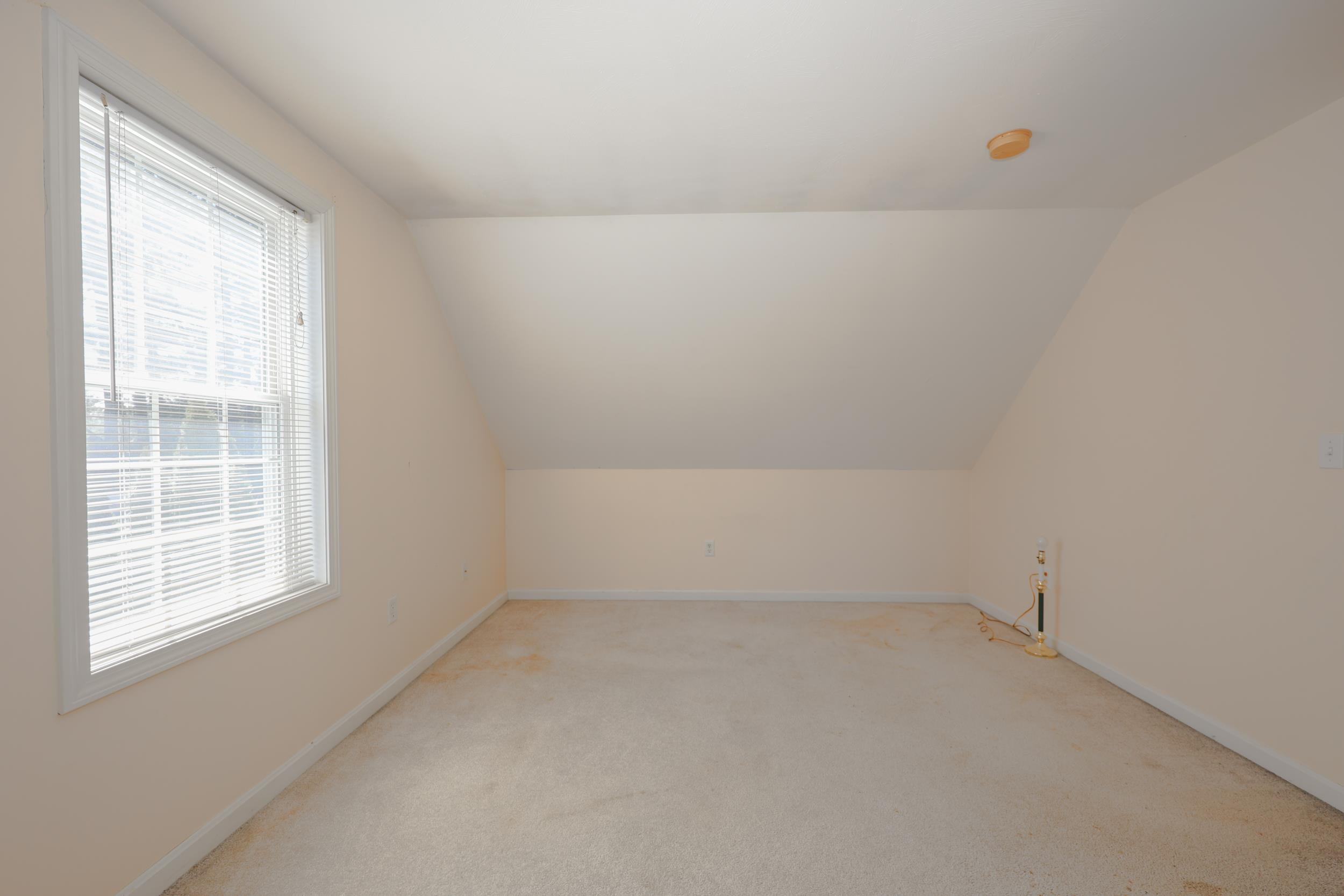 66 Sandy Brook Street Manchester, NH 03103 - Photo 35 of 49 Gallery Image 35