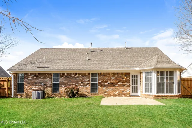 $1,730 | 9098 Kirkwood Lane, Southaven, MS 38671