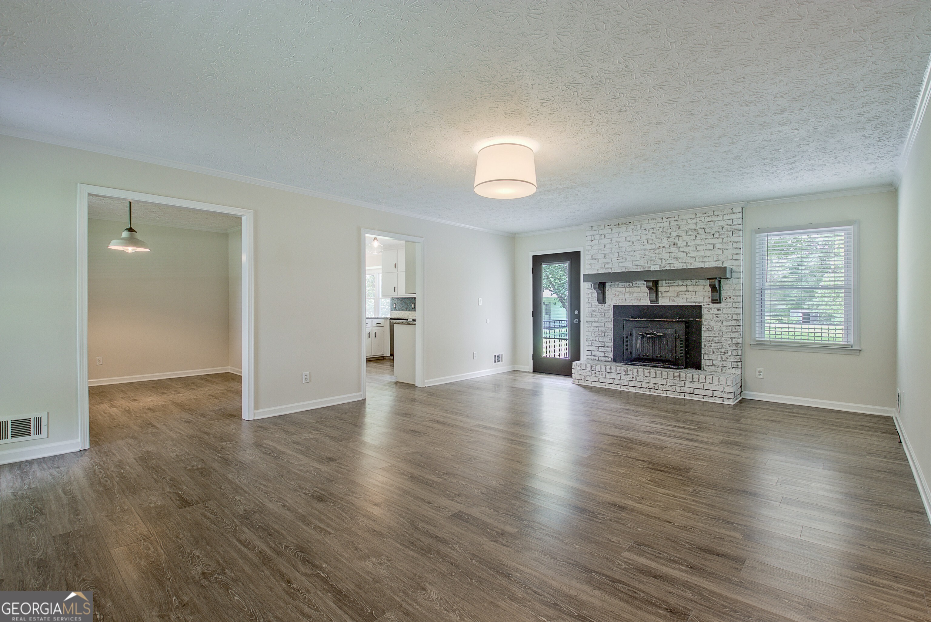 306 Tyrone Road Fayetteville, GA 30214 - Photo 8 of 43