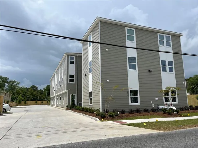 $1,650 | 686 Central Avenue, Unit 203, Jefferson, LA 70121
