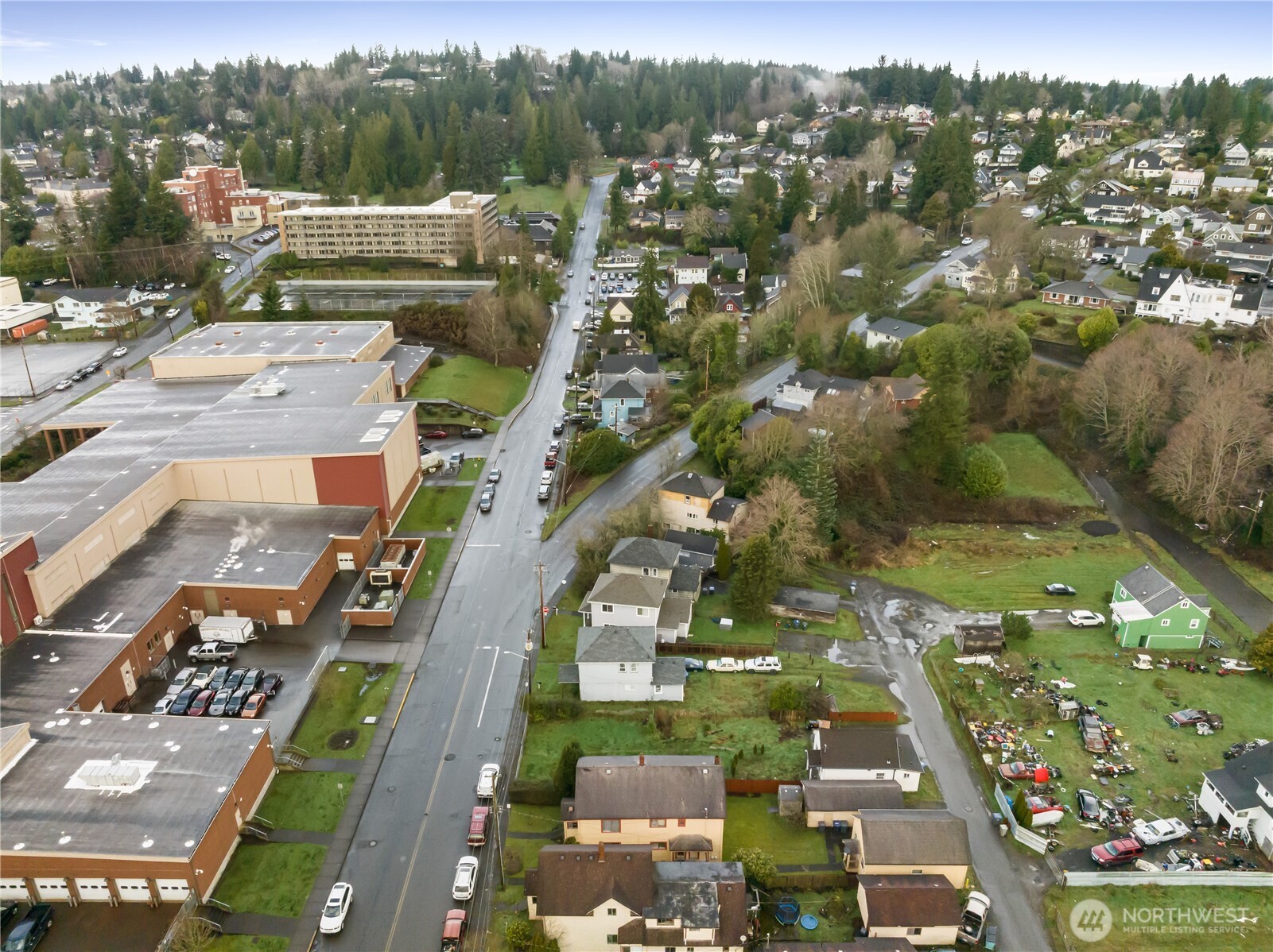 324 North F Street Aberdeen, WA 98520 - Photo 28 of 32 a view of a city