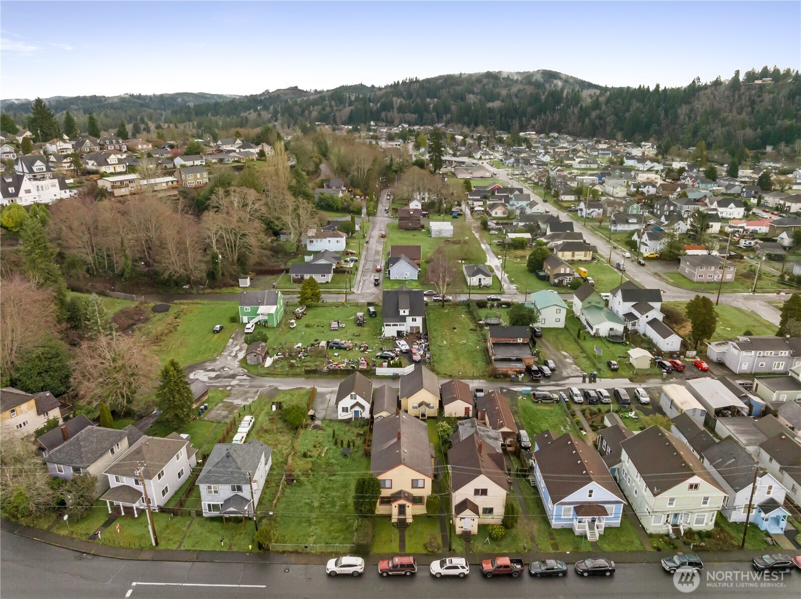 324 North F Street Aberdeen, WA 98520 - Photo 30 of 32 an aerial view of residential house with outdoor space
