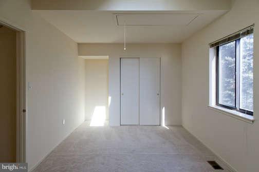 1983 Solaridge Court Reston, VA 20191 - Photo 17 of 20 Bedroom