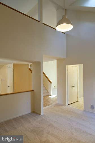 1983 Solaridge Court Reston, VA 20191 - Photo 7 of 20 Dining Room