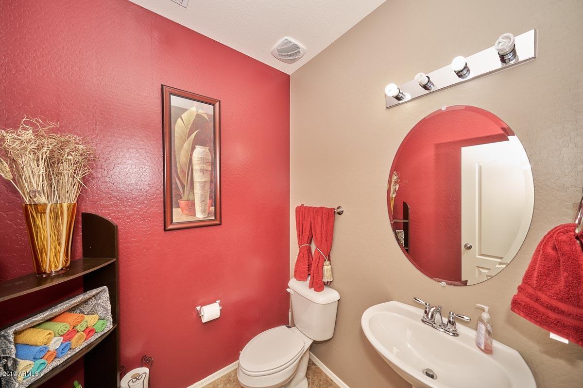 2034 South Martingale Road Gilbert, AZ 85295 - Photo 22 of 48 Powder Room
