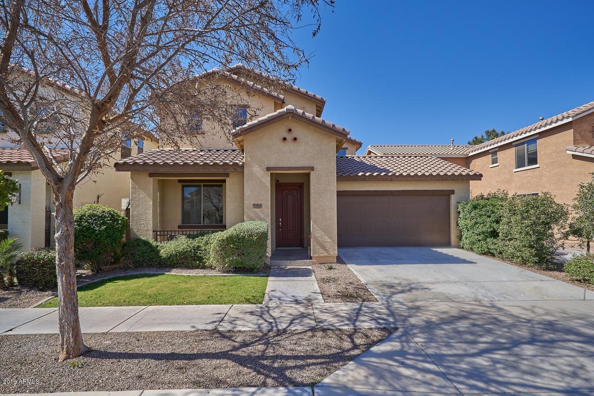2034 South Martingale Road Gilbert, AZ 85295 - Photo 5 of 48 Front View