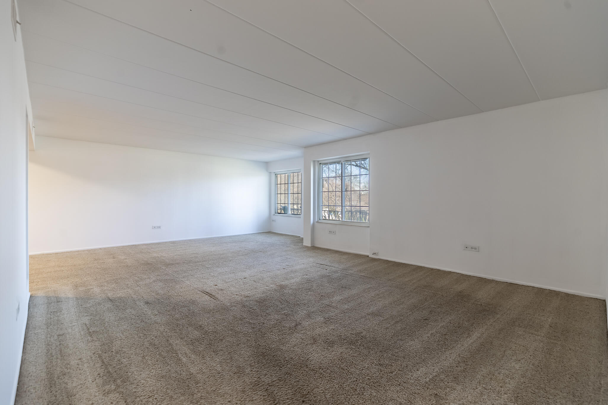 8750 Harrison Avenue, Unit 211 Munster, IN 46321 - Photo 12 of 36 2054x1369