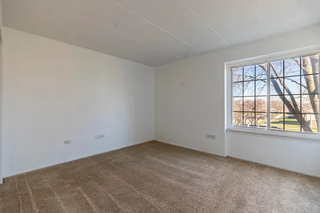 $211,999 | 8750 Harrison Avenue, Unit 211, Munster, IN 46321