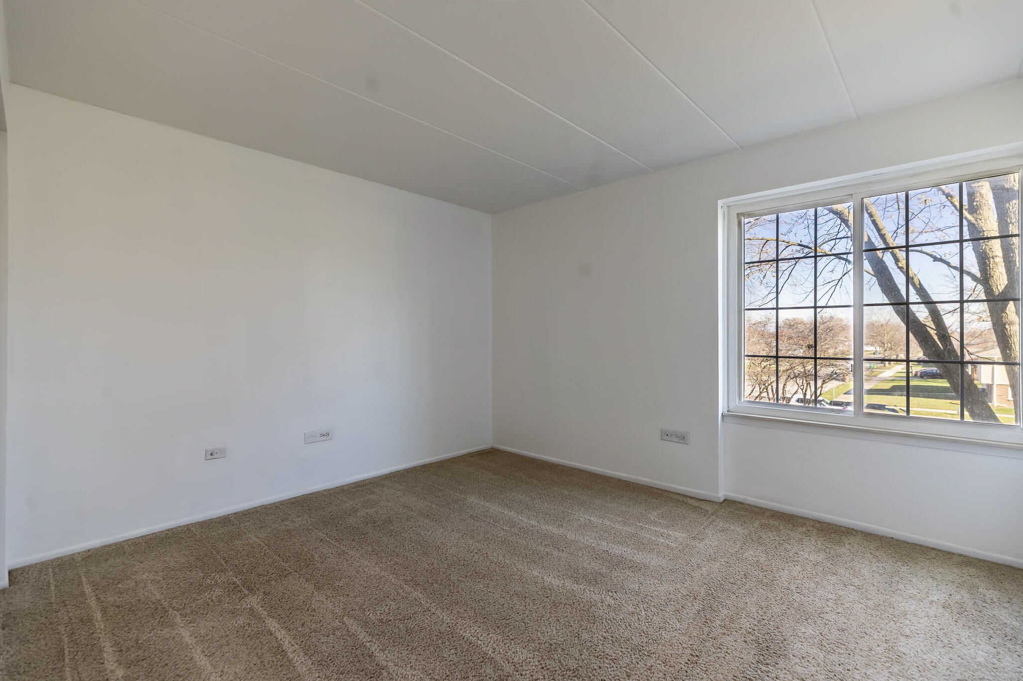 8750 Harrison Avenue, Unit 211 Munster, IN 46321 - Photo 19 of 36 2054x1369