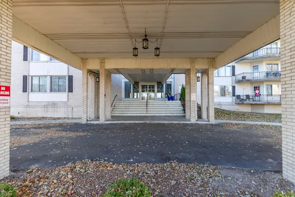 a view of a garage