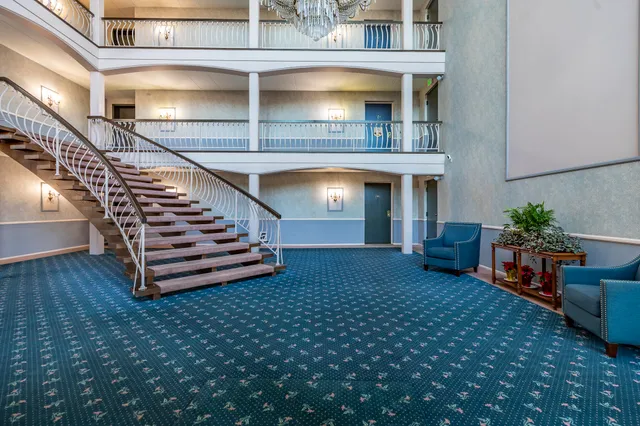 $211,999 | 8750 Harrison Avenue, Unit 211, Munster, IN 46321