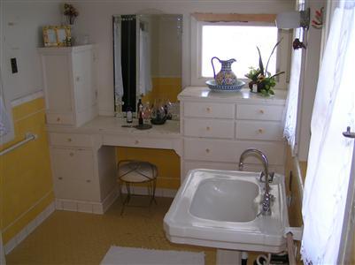 161 South C Street Oxnard, CA 93030 - Photo 1 of 6 Primary Photo