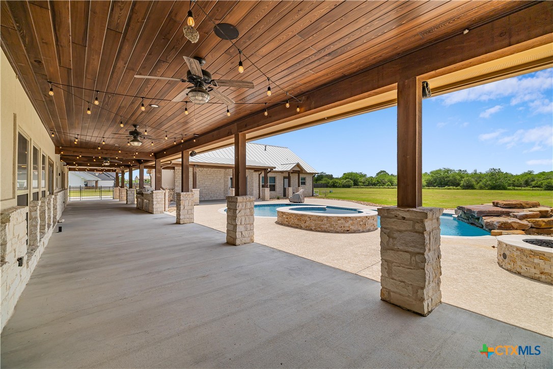158 Sendera Loop Victoria, TX 77904 - Photo 39 of 47