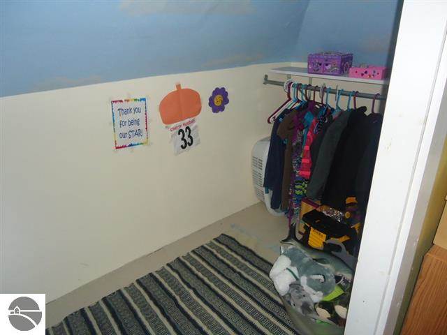 8128 Hency Road Kingsley, MI 49649 - Photo 24 of 48 1746496-23.JPG