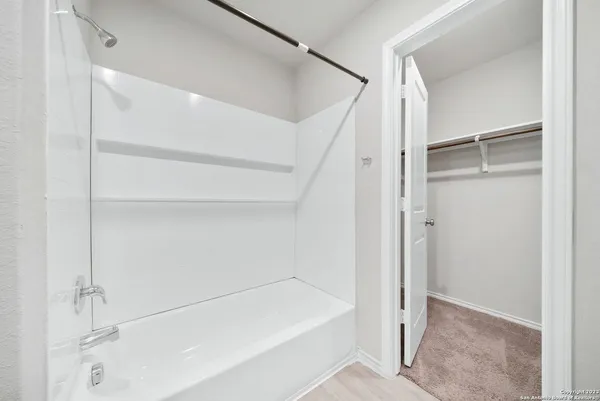 $1,975 | 10135 Braun Cloud, San Antonio, TX 78254