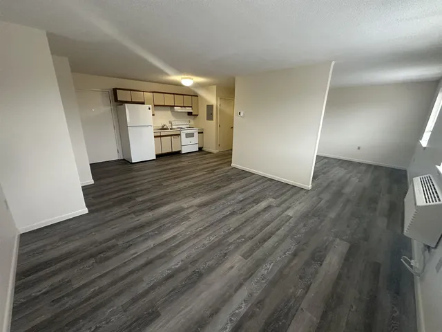 $1,425 | 16 Manning Street, Unit 211, Derry, NH 03038