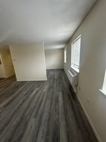 $1,425 | 16 Manning Street, Unit 211, Derry, NH 03038