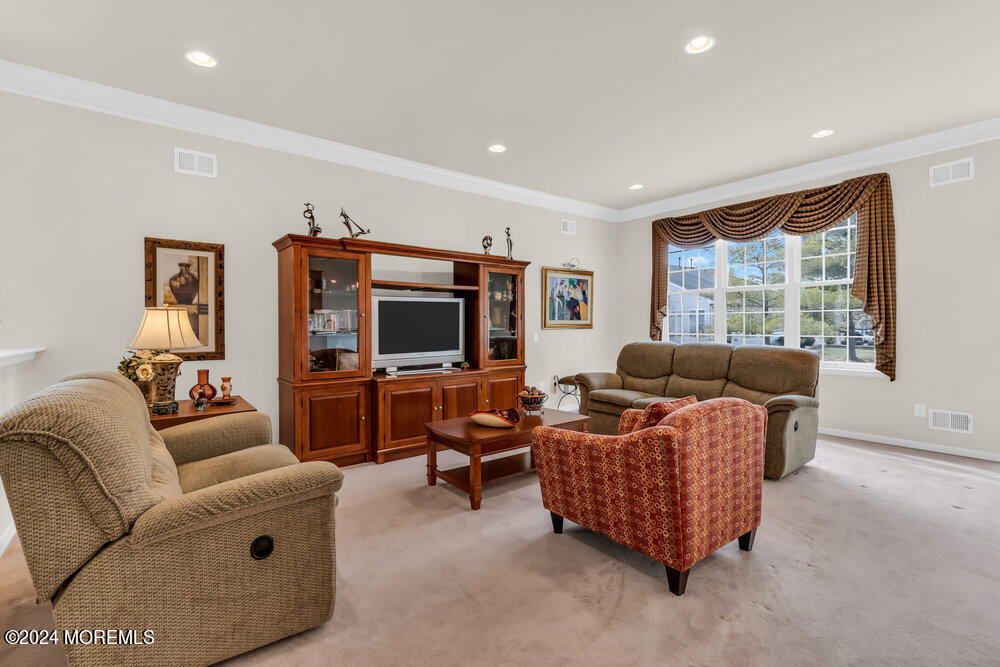 42 Bay Hill Road Jackson, NJ 08527 - Photo 13 of 54 016_dsc02385