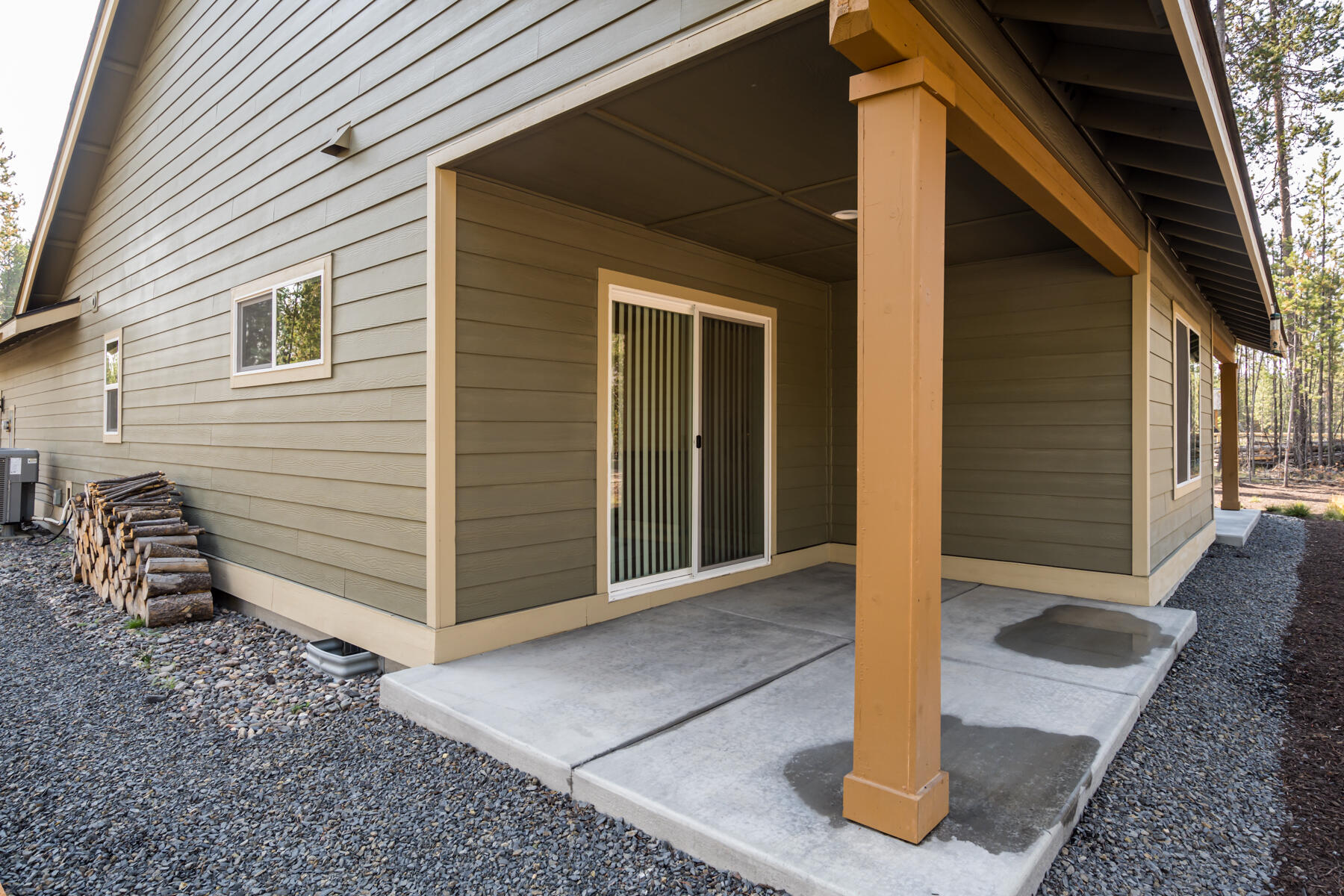 56039 Marsh Hawk Road Bend, OR 97707 - Photo 28 of 31 2nd Covered Patio