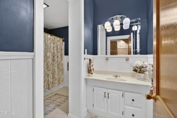 $331,300 | 415 East Main Street, Marion, VA 24354