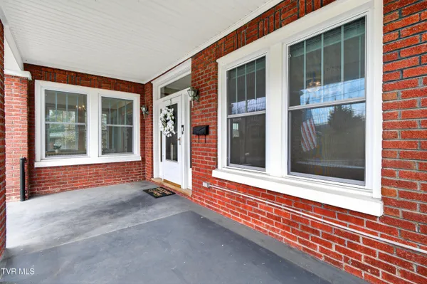 $331,300 | 415 East Main Street, Marion, VA 24354