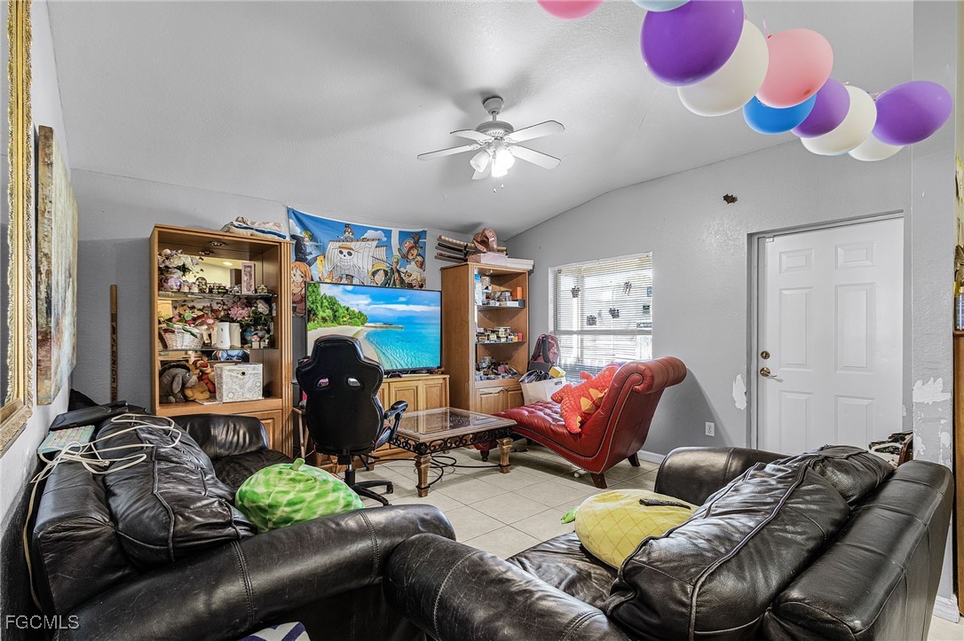 4411 22nd Street Southwest Lehigh Acres, FL 33973 - Photo 15 of 23