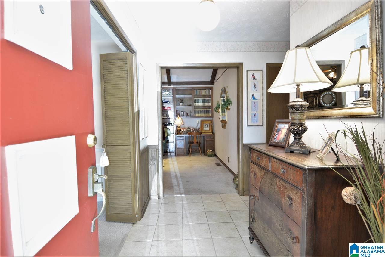 921 Cherokee Trail Anniston, AL 36206 - Photo 4 of 45
