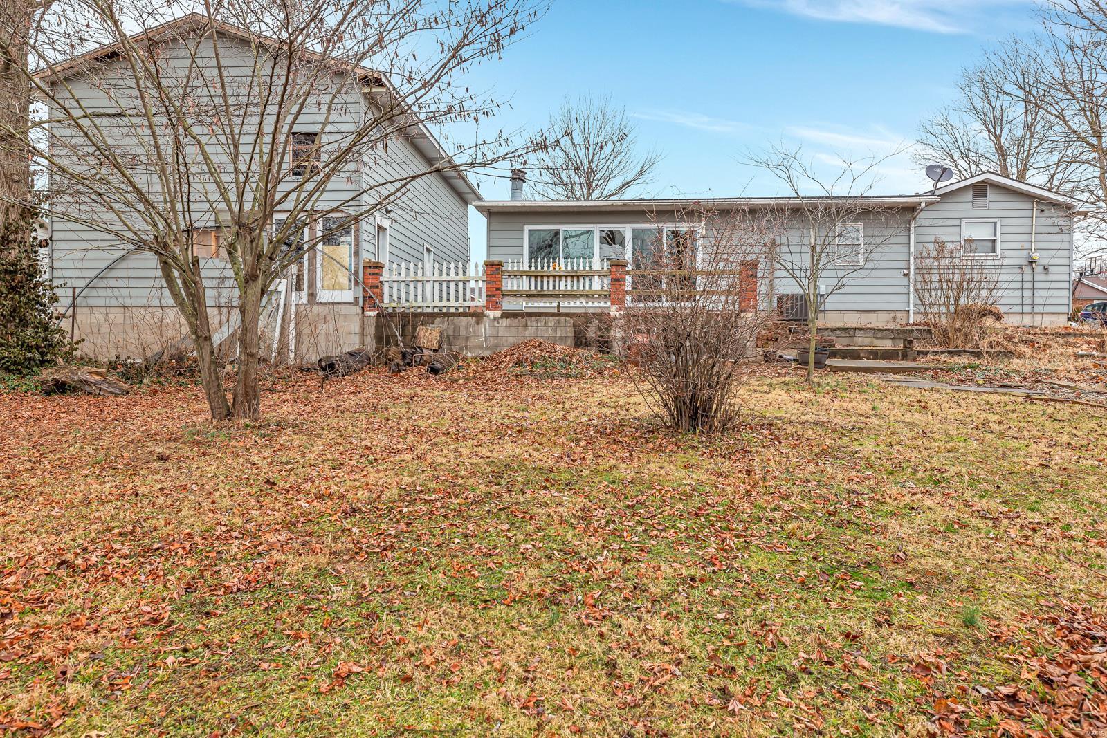144 Gall Road Columbia, IL 62236 - Photo 2 of 35 Gallery Image 2