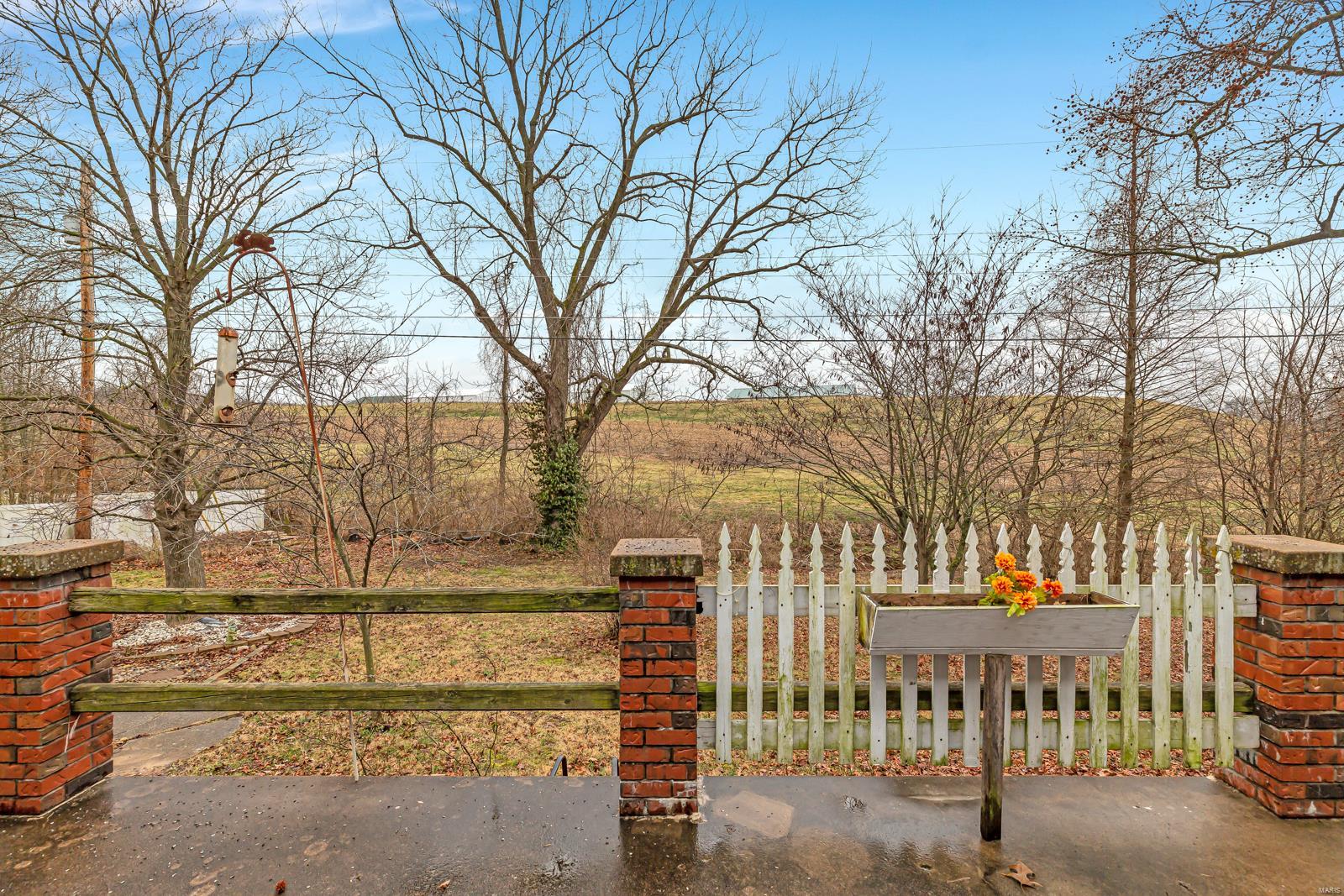 144 Gall Road Columbia, IL 62236 - Photo 32 of 35 Gallery Image 32