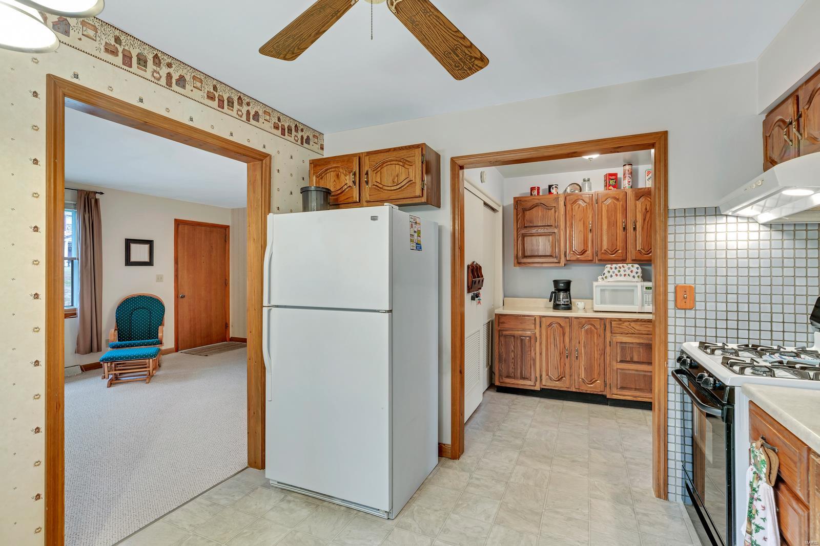 144 Gall Road Columbia, IL 62236 - Photo 8 of 35 Gallery Image 8