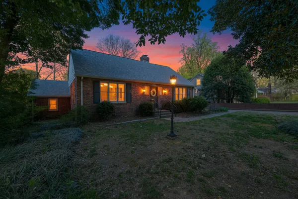 $334,900 | 3350 Highland Park Place, Memphis, TN 38111