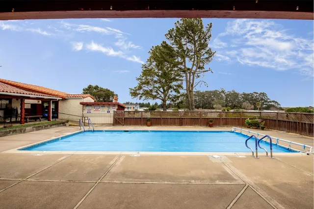 $419,000 | 6 Sunset Terrace, Unit 6, Half Moon Bay, CA 94019