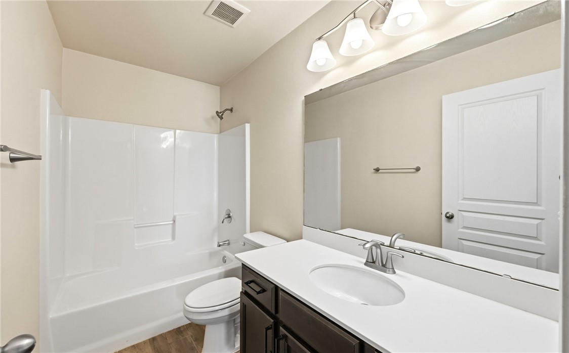 2211 Mangrove Drive Portland, TX 78374 - Photo 9 of 11