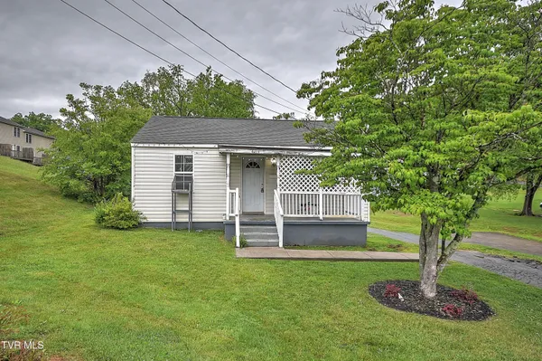 $119,000 | 409 Crockett Street, Bristol, VA 24201