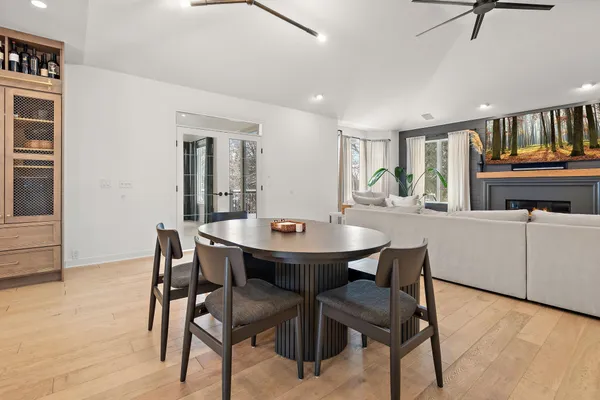 $1,299,900 | 5200 Malibu Drive, Edina, MN 55436