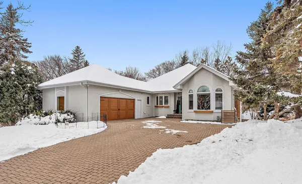 $1,299,900 | 5200 Malibu Drive, Edina, MN 55436
