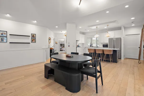 $1,299,900 | 5200 Malibu Drive, Edina, MN 55436